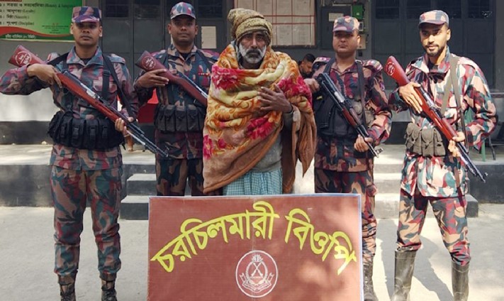 সীমান্ত দিয়ে অনুপ্রবেশকালে বিজিবির হাতে ধরা পড়লেন ভারতীয় নাগরিক